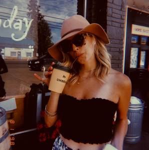 Meet your Posher, Megan